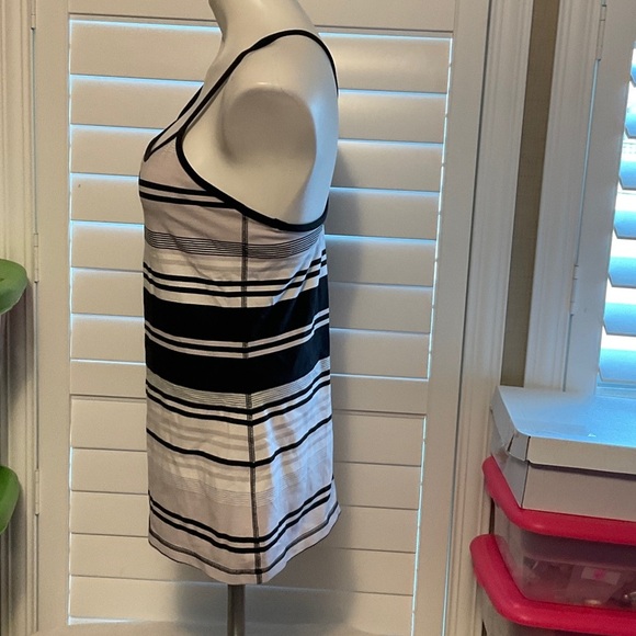 Striped Black and White Tank Top - Picture 4 of 4